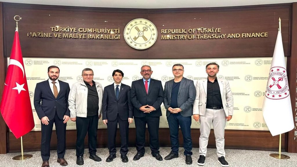 Bakan Yardımcısı Zekeriya Kaya’dan Batman’a Övgü Dolu Sözler